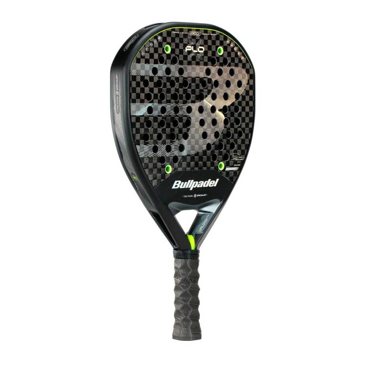 Schuin vooraanzicht Bullpadel XPLO 2026 padelracket – geometrisch gevormd racket in zwart/grijs modern design met Xtend Carbon 12K en 3D Grain-afwerking voor ultieme kracht en spin.