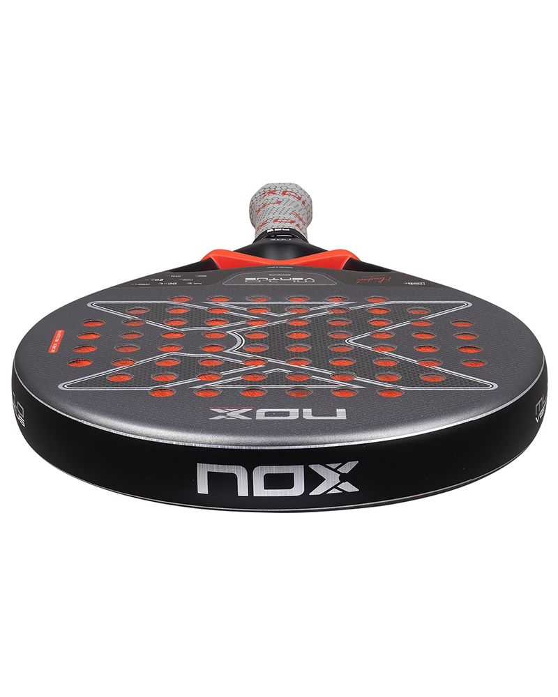 Bovenaanzicht Nox ML10 Ventus Control 3K 2026 – Miguel Lamperti Edition. Rond padelracket met 3K Carbon, HR3 EVA-kern en Dual Spin-oppervlak voor maximale controle en precisie.