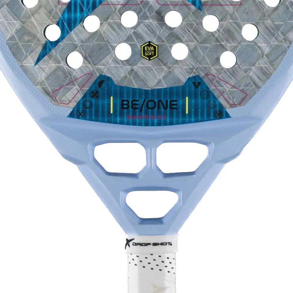 Detail Drop Shot Quantum 2.0 2025 padelracket – diamantvorm met 18K Textreme Carbon, EVA Soft-kern en trillingsdemping.