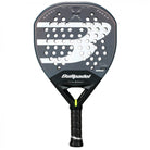 Vooraanzicht grijze Bullpadel XPLO CMF 26 padelracket – Geometric vorm met Fibrix-blad, Multieva-kern en 3D Grain. Explosieve power met ultiem comfort.