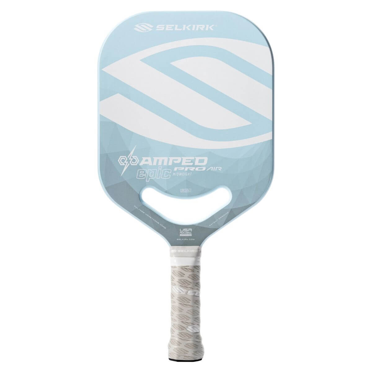 Vooraanzicht van de lichtblauwe Selkirk AMPED Pro Air Epic pickleball racket met groot wit Selkirk-logo op het blad.